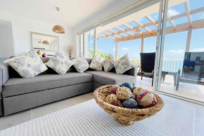 Paradise Retreat Peace Relaxation